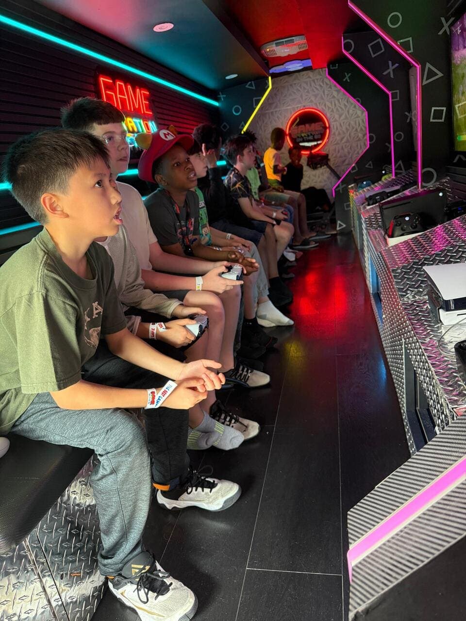 Game Station On The Go 4